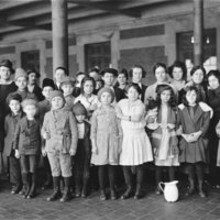 Immigrants at Ellis Island in 1908